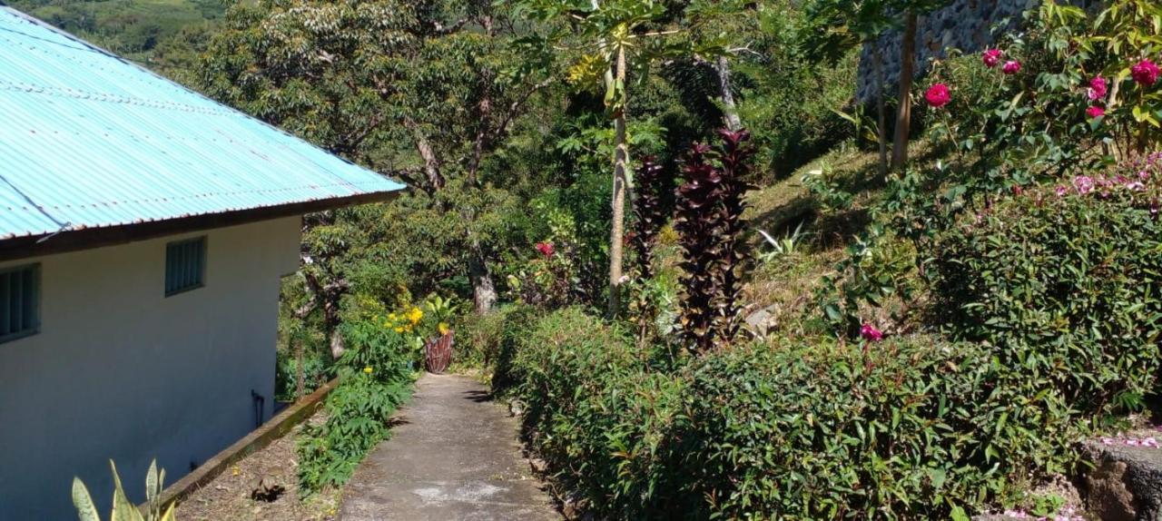 Farila Lodge Kelimutu Kültér fotó