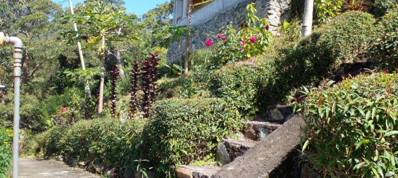 Farila Lodge Kelimutu Kültér fotó