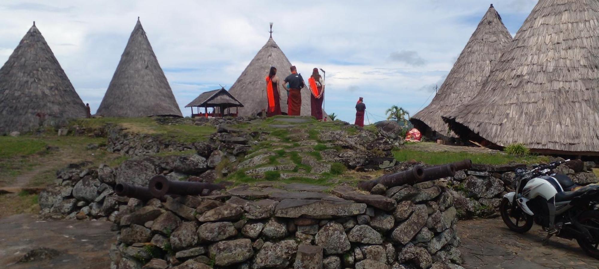 Farila Lodge Kelimutu Kültér fotó